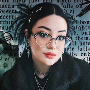 Meet your Posher, Lindsay